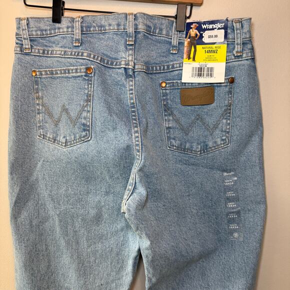Wrangler Women's Natural Rise Slim Fit Tapered Leg Jeans Size 15 x 34 14MWZ - Picture 5 of 6